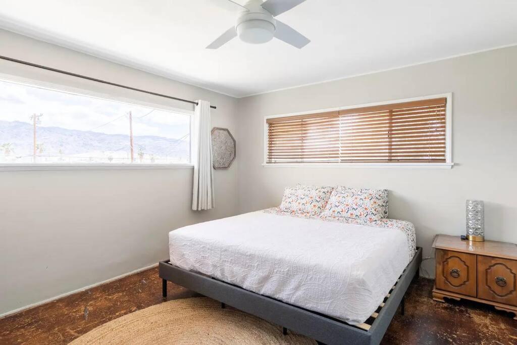 Hébergement de vacances Joshua Tree King&queen Beds 10mins To Jtnp New